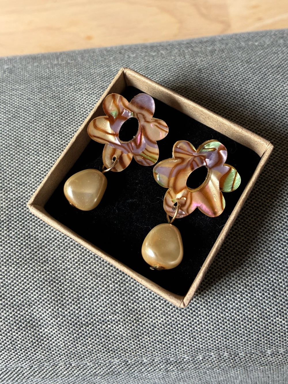 Wolf & Moon Mia Studs in Iridescent Ripple Pearl Drop Flower Earrings - Picture 5 of 7
